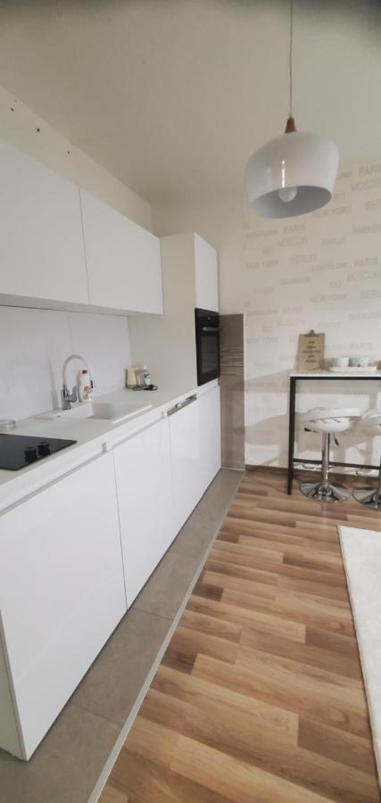 Sleep And Drive Suites Saraievo Exterior foto